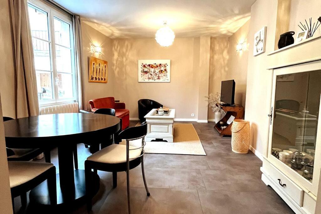 #Le Maillard #Grand F2 #Hyper Centre Appartement Brive-la-Gaillarde Buitenkant foto